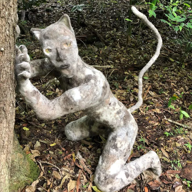 Catmen - des sculptures en poils de chat Catmen des sculptures en poils de chat catman 2 Catmen-des-sculptures-en-poils-de-chat-catman