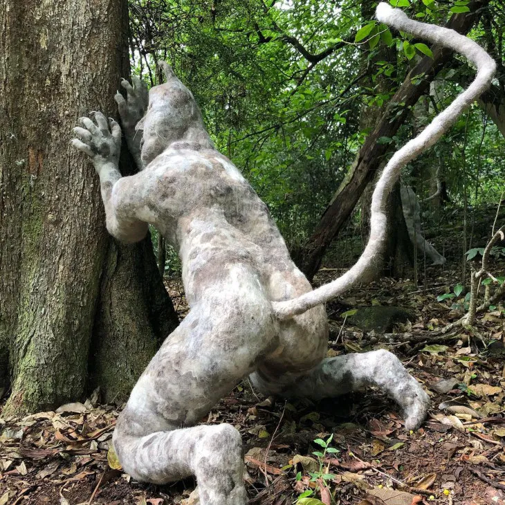 Catmen - des sculptures en poils de chat Catmen des sculptures en poils de chat catman 4 Catmen-des-sculptures-en-poils-de-chat-catman