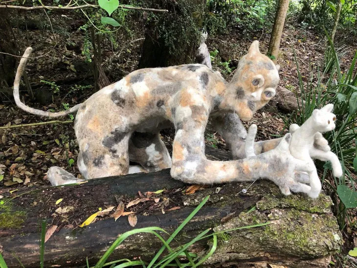 Catmen - des sculptures en poils de chat Catmen des sculptures en poils de chat catman 8 Catmen des sculptures en poils de chat catman 8