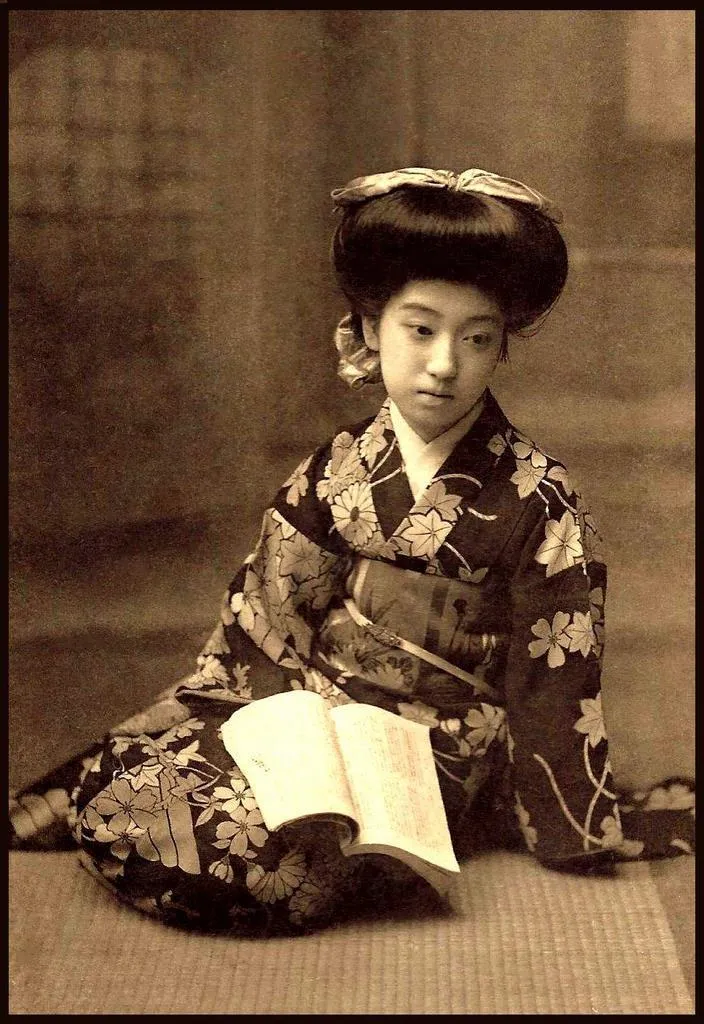 Chishō Takaoka alias Tehura, la geisha qui s'est coupé un doigt pour son amant Chisho Takaoka alias Tehura Chiyoha Tatsuko Takaoka la geisha qui s est coupe un doigt pour son amant 12 Chisho-Takaoka-alias-Tehura-Chiyoha-Tatsuko-Takaoka-la-geisha-qui-s-est-coupe-un-doigt-pour-son-amant