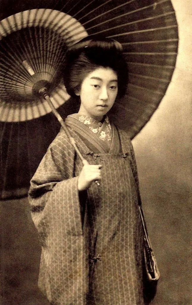 Chishō Takaoka alias Tehura, la geisha qui s'est coupé un doigt pour son amant Chisho Takaoka alias Tehura Chiyoha Tatsuko Takaoka la geisha qui s est coupe un doigt pour son amant 8 Chisho-Takaoka-alias-Tehura-Chiyoha-Tatsuko-Takaoka-la-geisha-qui-s-est-coupe-un-doigt-pour-son-amant