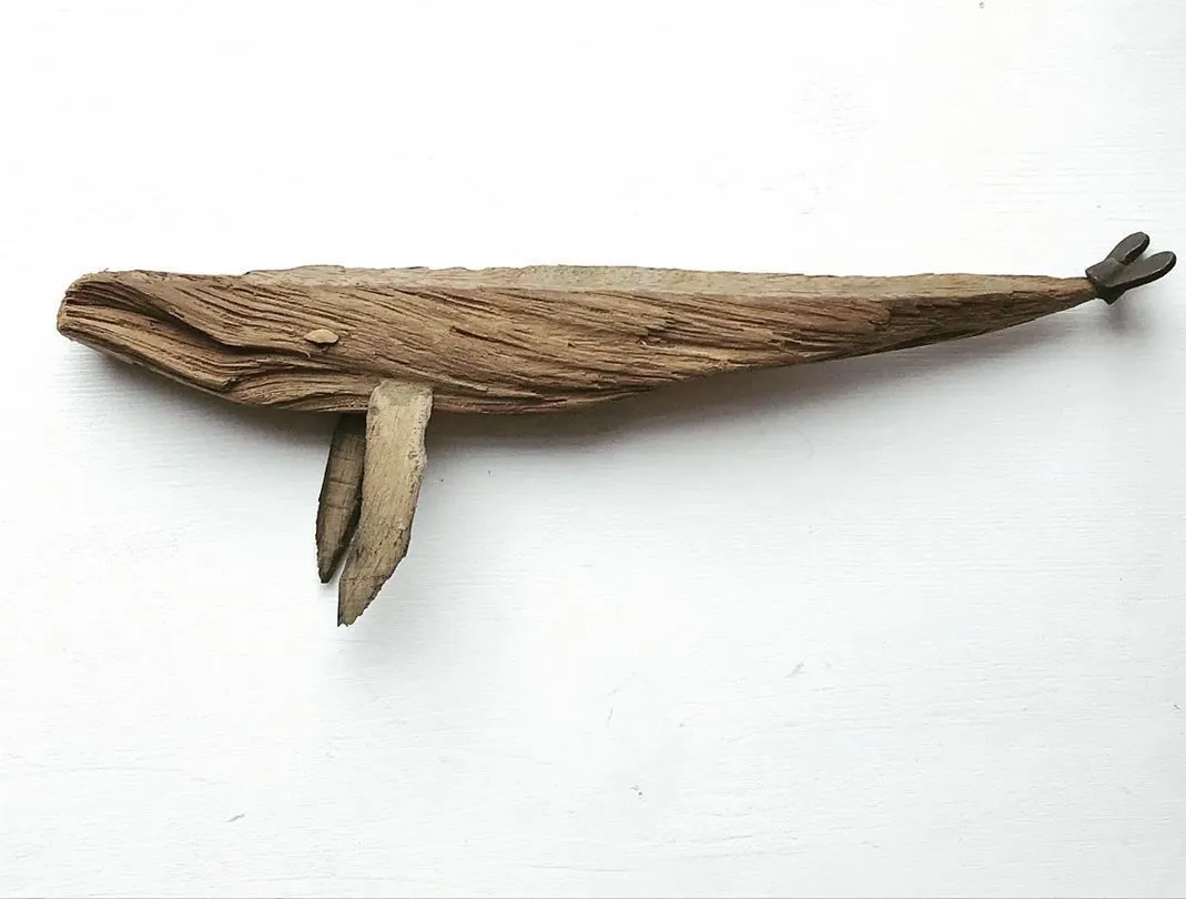 Des compositions et sculptures en objets trouvés par Kirsty Elson Des compositions et sculptures en objets trouves par Kirsty Elson 12 Des-compositions-et-sculptures-en-objets-trouves-par-Kirsty-Elson