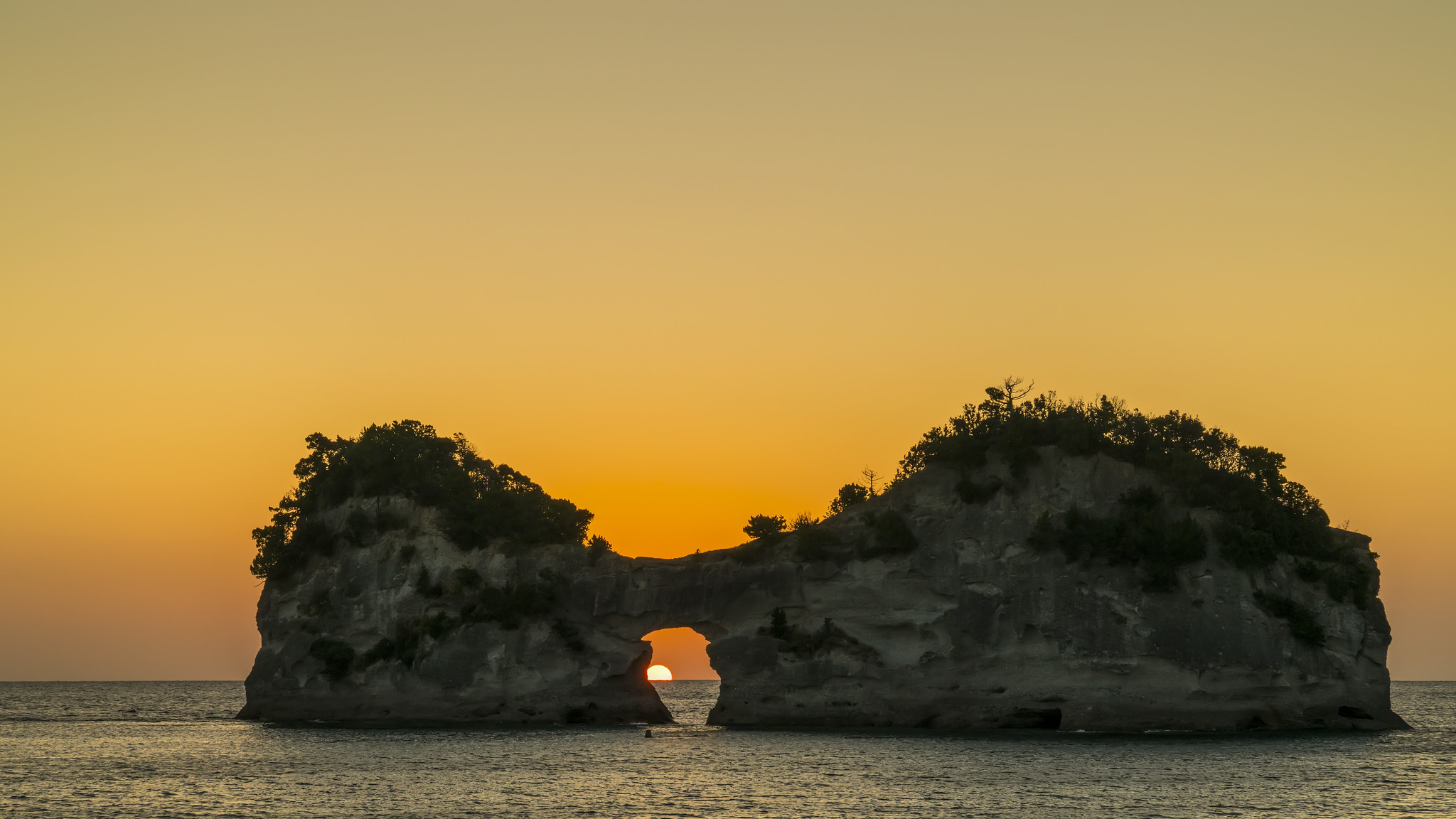 L' île de Engetsu ou île de la pleine lune L ile de Engetsu ou ile de la pleine lune takashima wakayama japon 6 L-ile-de-Engetsu-ou-ile-de-la-pleine-lune-takashima-wakayama-japon-6