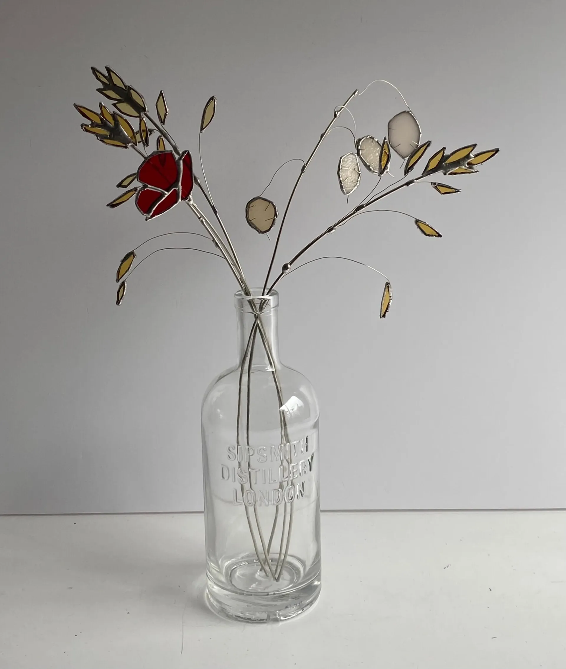 Des bouquets de fleurs en vitraux colorés des bouquets de fleurs en vitraux colores par Samantha Yates 2 des-bouquets-de-fleurs-en-vitraux-colores-par-Samantha-Yates