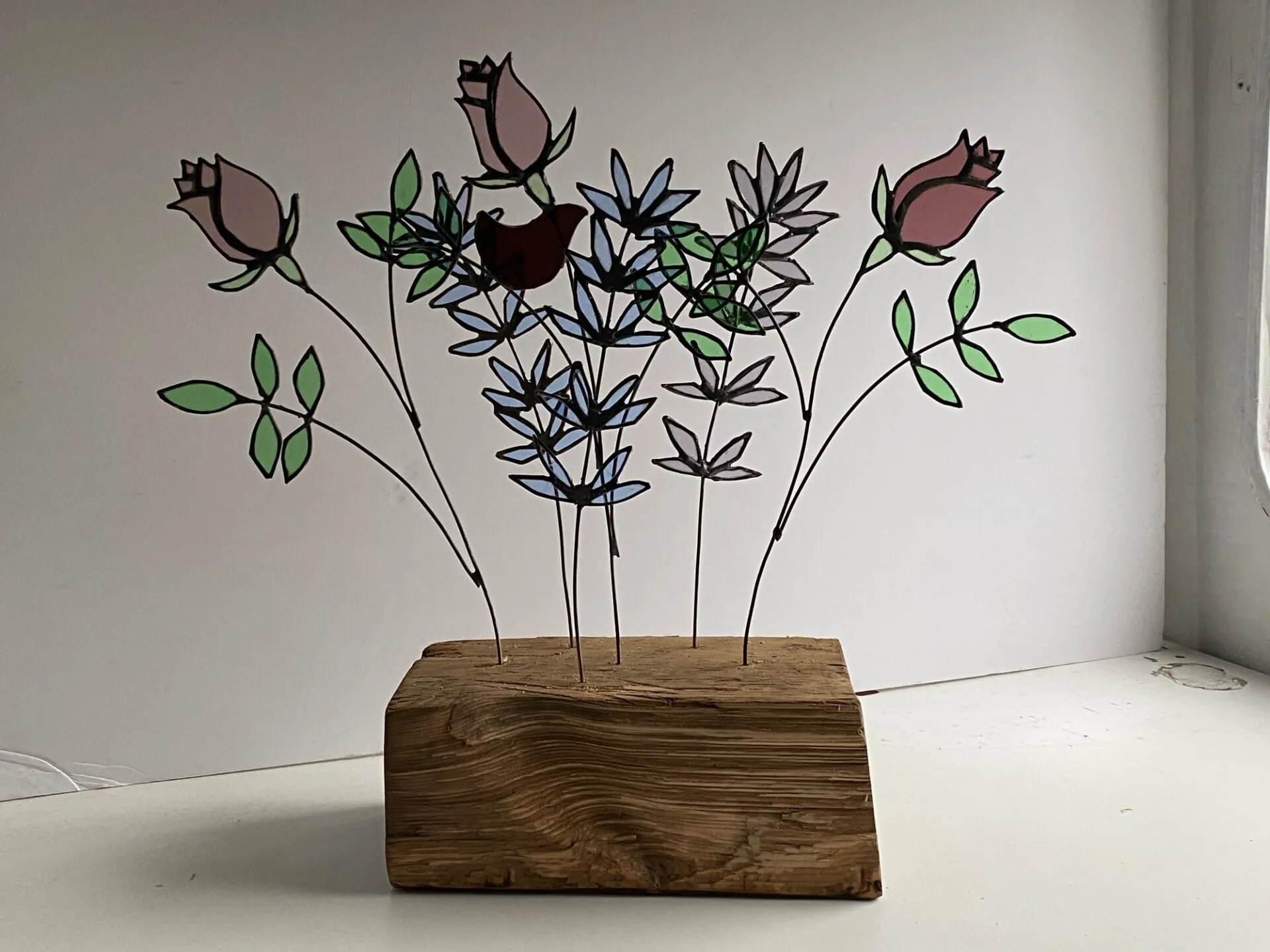 Des bouquets de fleurs en vitraux colorés des bouquets de fleurs en vitraux colores par Samantha Yates 4 des-bouquets-de-fleurs-en-vitraux-colores-par-Samantha-Yates