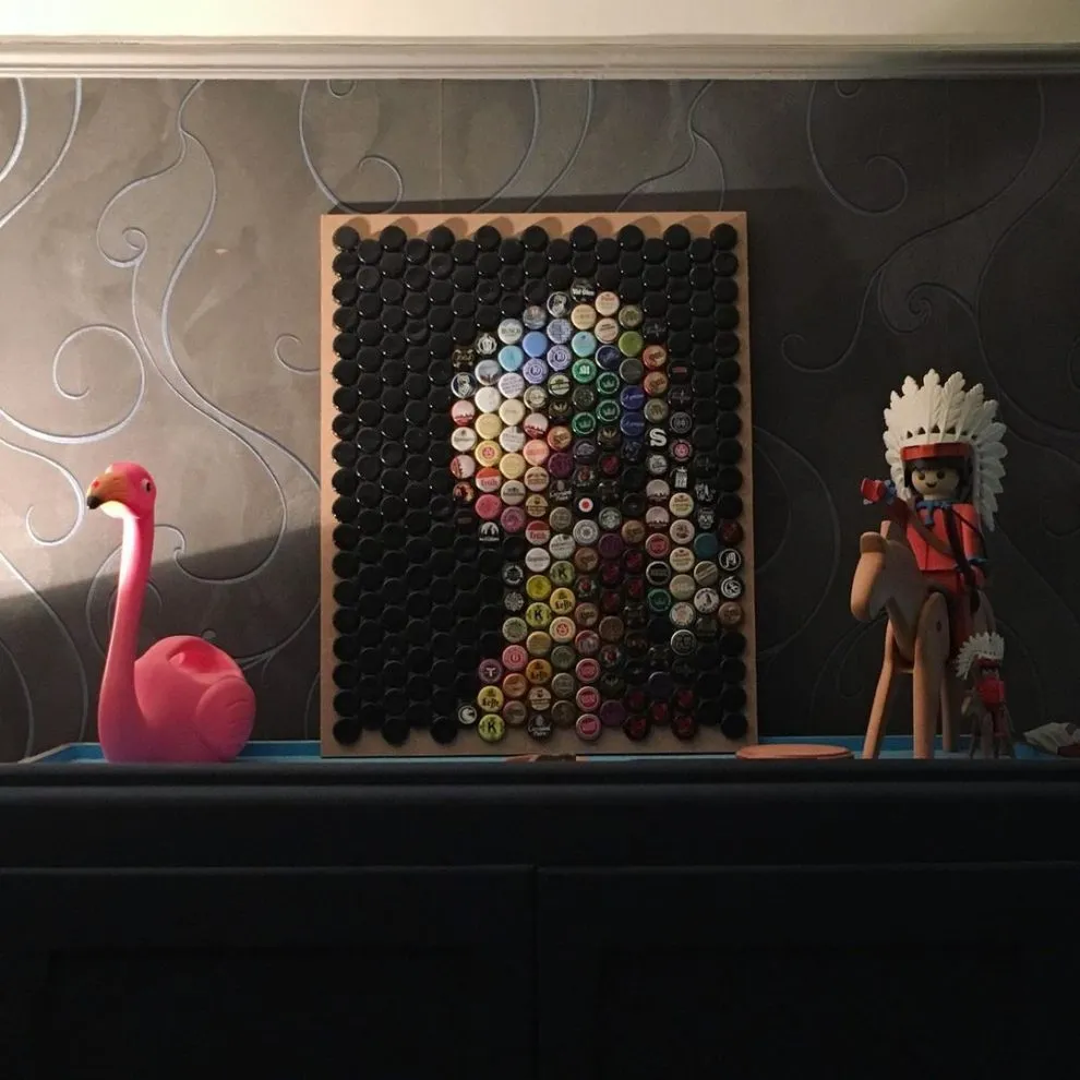 un amateur de bière réalise des portraits en capsules de bière un amateur de biere realise des portraits en capsules de biere 9 la jeune fille a la perle un-amateur-de-biere-realise-des-portraits-en-capsules-de-biere-9-la-jeune-fille-a-la-perle