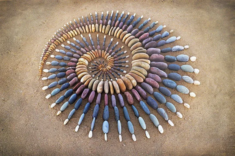 De nouvelles compositions de cailloux sur la plage par Jon Foreman De nouvelles composition de cailloux sur la plage par Jon Foreman 5 De-nouvelles-composition-de-cailloux-sur-la-plage-par-Jon-Foreman