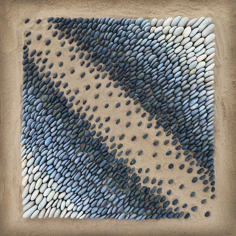 De nouvelles compositions de cailloux sur la plage par Jon Foreman De nouvelles composition de cailloux sur la plage par Jon Foreman 7 De-nouvelles-composition-de-cailloux-sur-la-plage-par-Jon-Foreman