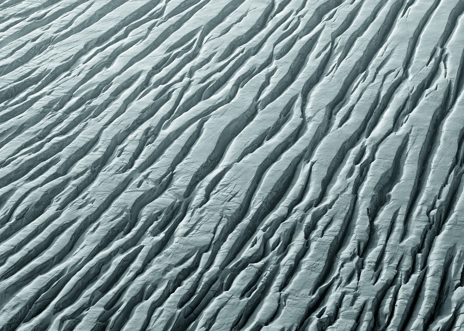 Jokull - la texture crevassée des glaciers Jokull la texture crevassee des glaciers islandais 1 Jokull-la-texture-crevassee-des-glaciers-islandais