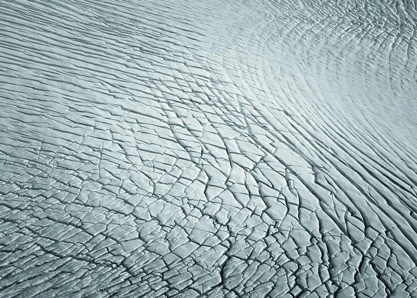 Jokull - la texture crevassée des glaciers Jokull la texture crevassee des glaciers islandais 3 Jokull-la-texture-crevassee-des-glaciers-islandais