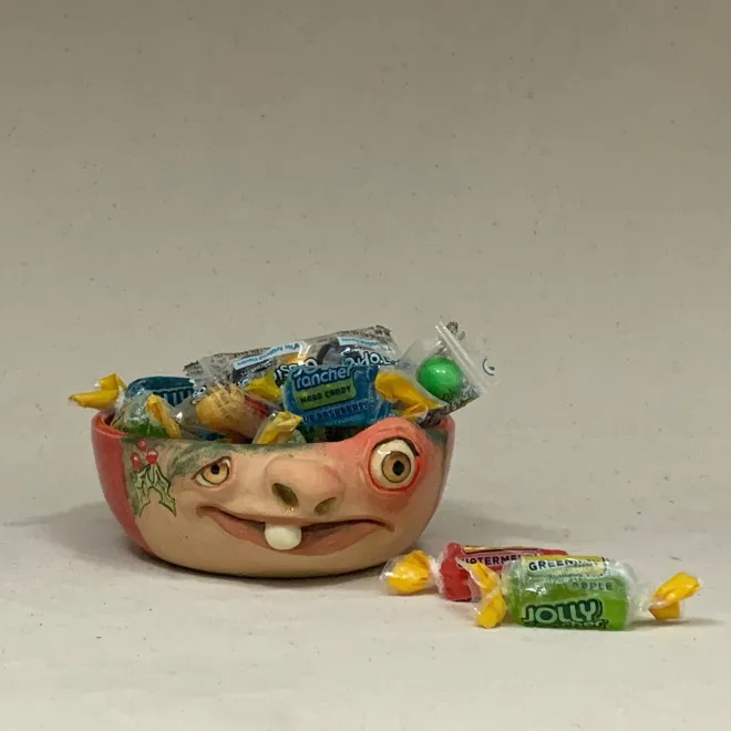 Les poteries monstrueuses de Lucky Stradley Les poteries monstrueuses de Lucky Stradley horreur 3 Les-poteries-monstrueuses-de-Lucky-Stradley-horreur