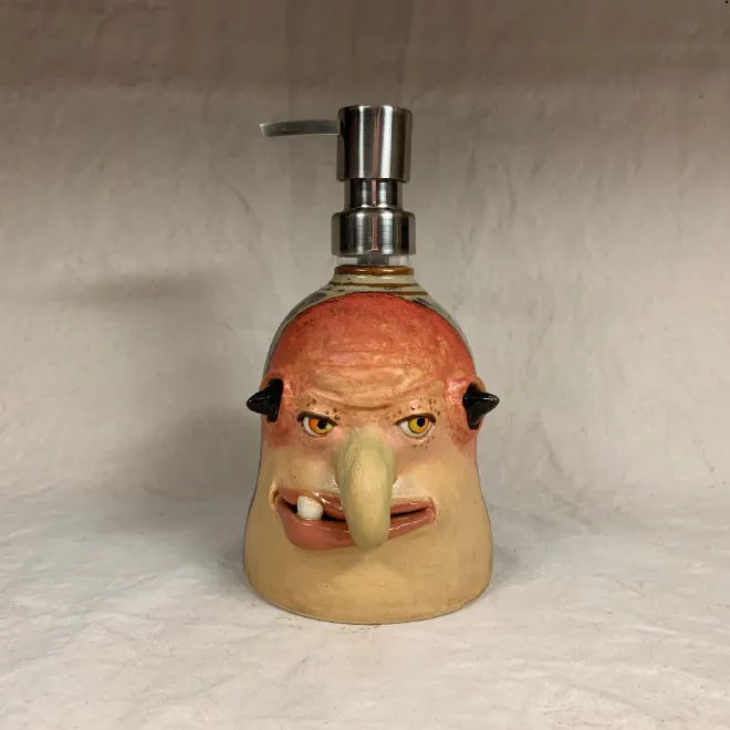 Les poteries monstrueuses de Lucky Stradley Les poteries monstrueuses de Lucky Stradley horreur 7 Les-poteries-monstrueuses-de-Lucky-Stradley-horreur