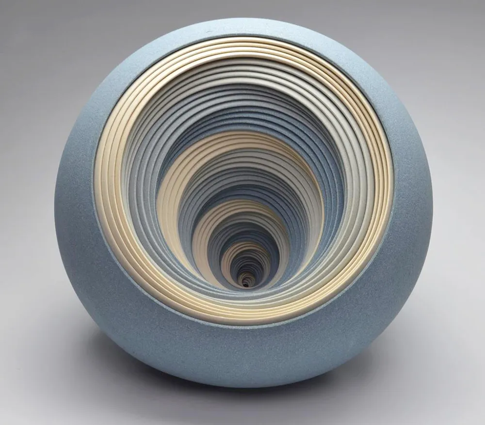 Les pots concentriques hypnotisants de Matthew Chambers Les pots concentriques hypnotisants de Matthew Chambers 12 Les pots concentriques hypnotisants de Matthew Chambers 12