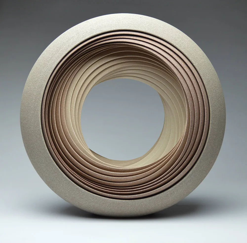 Les pots concentriques hypnotisants de Matthew Chambers Les pots concentriques hypnotisants de Matthew Chambers 14 Les pots concentriques hypnotisants de Matthew Chambers 14