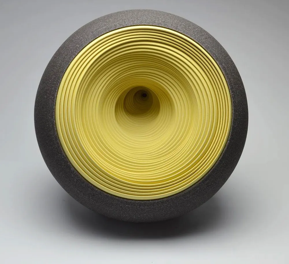 Les pots concentriques hypnotisants de Matthew Chambers Les pots concentriques hypnotisants de Matthew Chambers 15 Les pots concentriques hypnotisants de Matthew Chambers 15