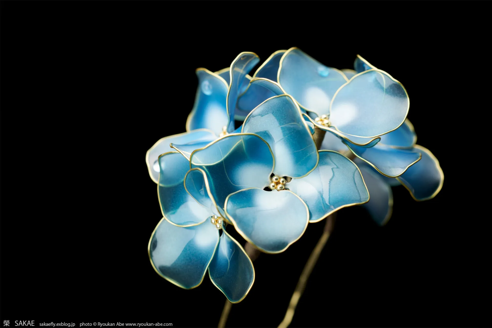 Kanzashi - des fleurs de résine et de fil de fer en épingle à cheveux kanzashi des fleurs de resine et de fil de fer en epingle a cheveux sakae 6 kanzashi-des-fleurs-de-resine-et-de-fil-de-fer-en-epingle-a-cheveux-sakae