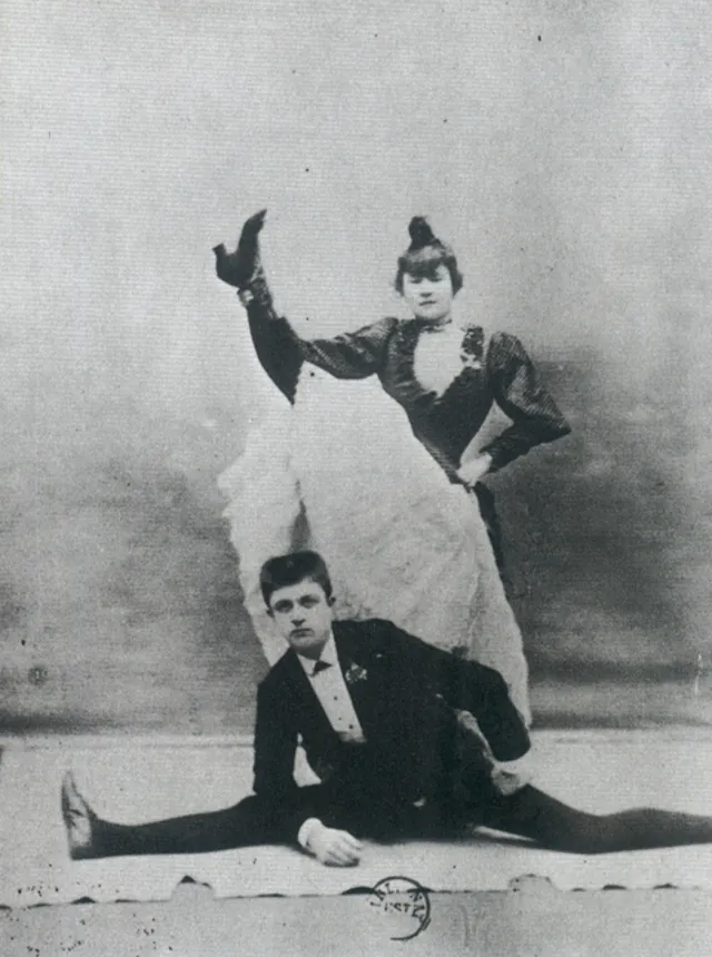 18 portraits de Louise Weber, La Goulue, reine de Montmartre au 19ème siècle 18 portraits de Louise Weber La Goulue reine de Montmartre au 19eme siecle moulin rouge 18 18-portraits-de-Louise-Weber-La-Goulue-reine-de-Montmartre-au-19eme-siecle-moulin-rouge