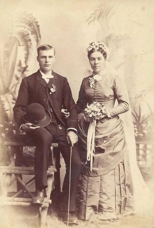 35 couples lors de leur mariage à l'époque victorienne 35 couples lors de leur mariage l epoque victorienne 19eme siecle 18 35-couples-lors-de-leur-mariage-l-epoque-victorienne-19eme-siecle