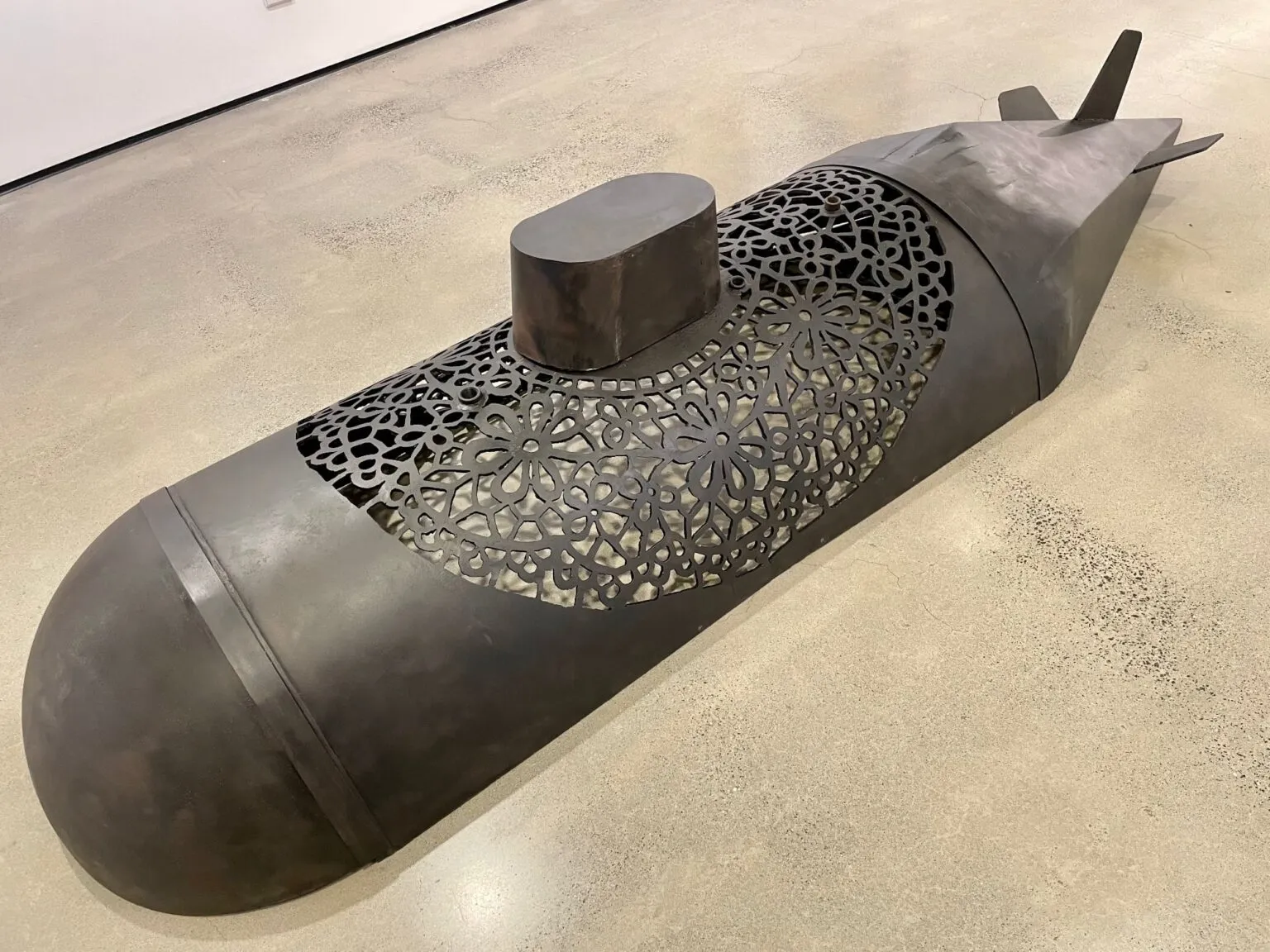 De vieux objets métalliques transformés en dentelle par découpe au plasma De vieux objets metalliques transformes en dentelle par decoupe au plasma 2 De-vieux-objets-metalliques-transformes-en-dentelle-par-decoupe-au-plasma