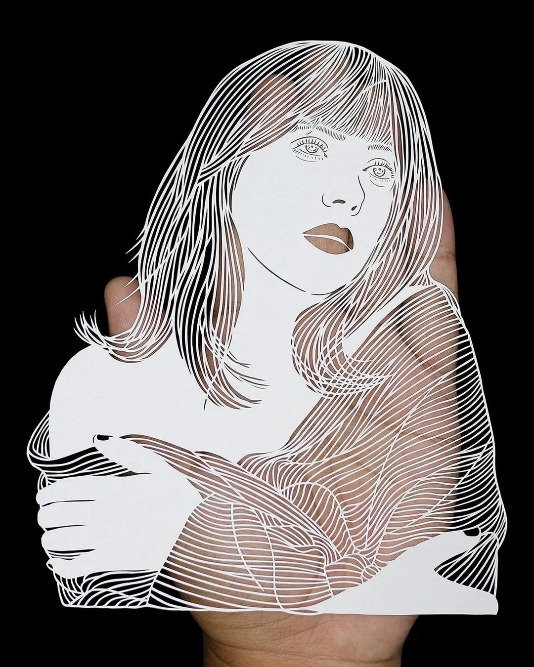 Les délicates sculptures de papier découpé de Parth Kothekar Les delicates sculptures de papier decoupe de Parth Kothekar 41 Les-delicates-sculptures-de-papier-decoupe-de-Parth-Kothekar