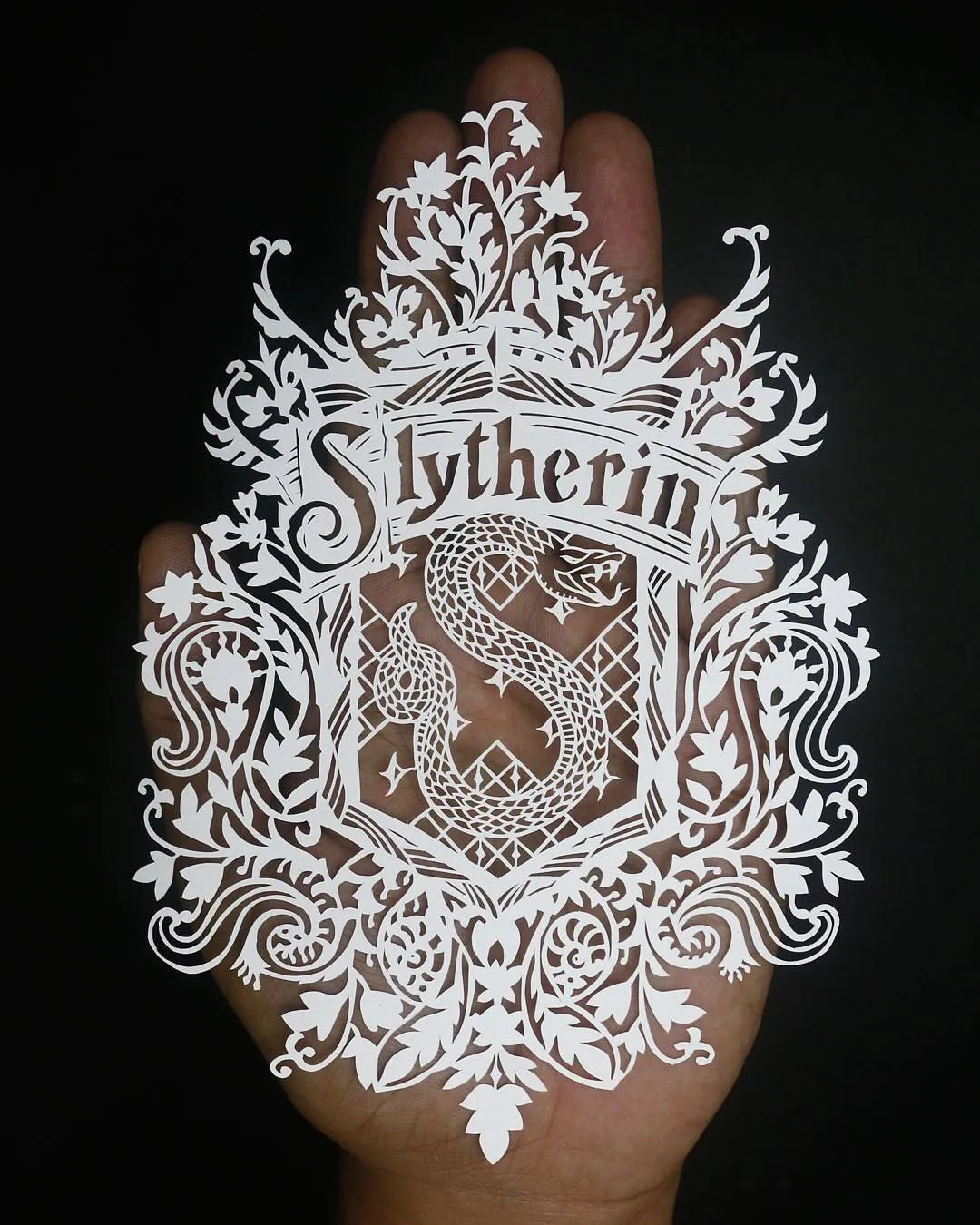 Les délicates sculptures de papier découpé de Parth Kothekar Les delicates sculptures de papier decoupe de Parth Kothekar 7 Les-delicates-sculptures-de-papier-decoupe-de-Parth-Kothekar