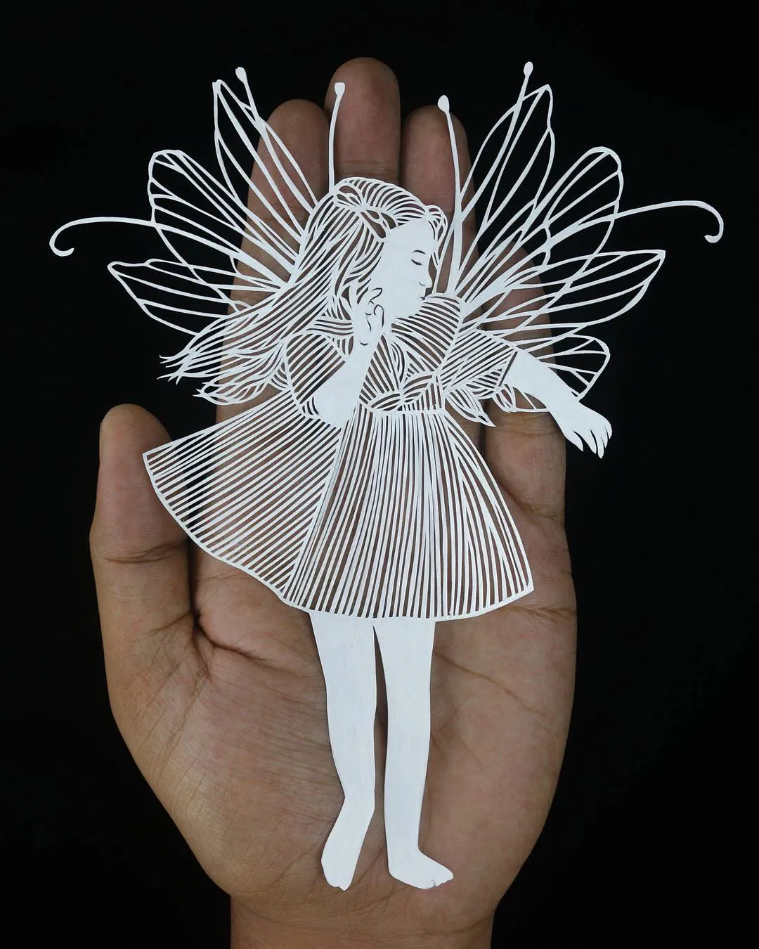 Les délicates sculptures de papier découpé de Parth Kothekar Les delicates sculptures de papier decoupe de Parth Kothekar 8 Les-delicates-sculptures-de-papier-decoupe-de-Parth-Kothekar