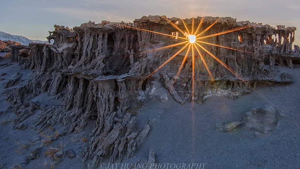 Les fabuleux paysages du lac Mono, mer morte de Californie Les fabuleux paysages du lac Mono mer morte de Californie 11 Les-fabuleux-paysages-du-lac-Mono-mer-morte-de-Californie-11