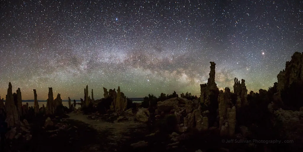 Les fabuleux paysages du lac Mono, mer morte de Californie Les fabuleux paysages du lac Mono mer morte de Californie 18 Les-fabuleux-paysages-du-lac-Mono-mer-morte-de-Californie-18
