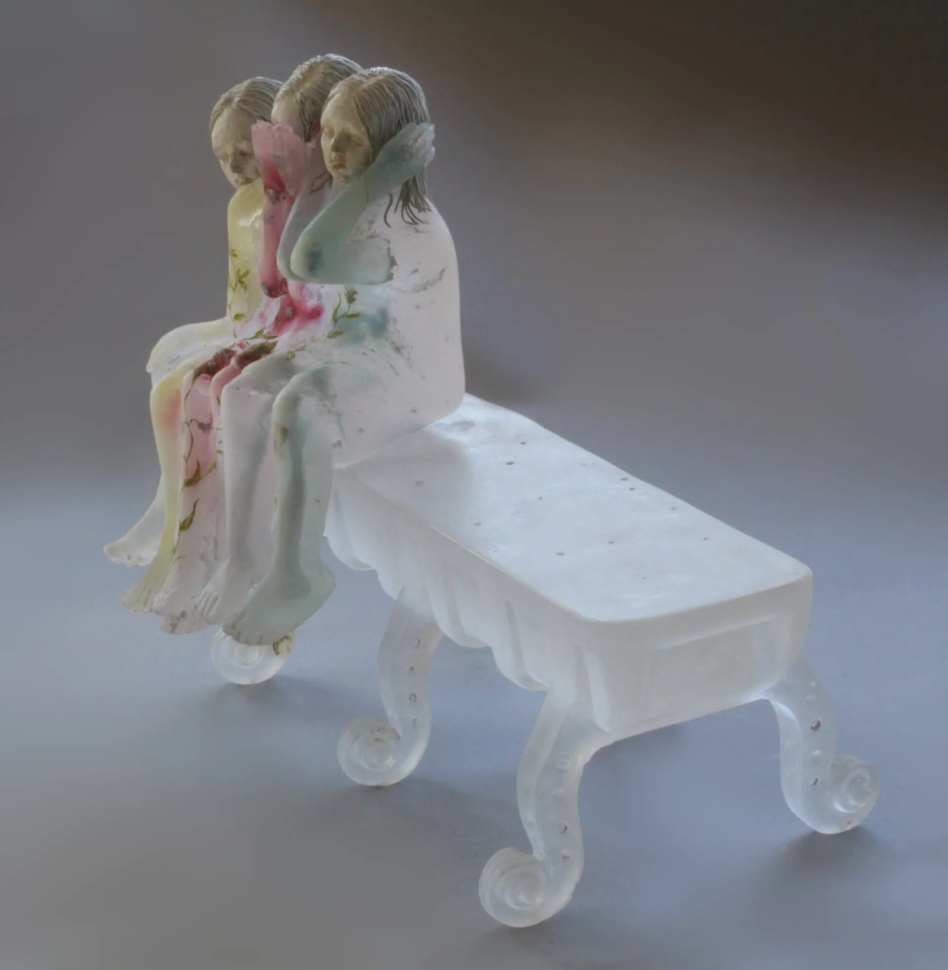 De nouvelles sculptures de créatures hybrides de verre et céramique de nouvelles sculptures de creatures hybrides de verre et ceramique par Christina Bothwell 6 diable de-nouvelles-sculptures-de-creatures-hybrides-de-verre-et-ceramique-par-Christina-Bothwell-6-diable