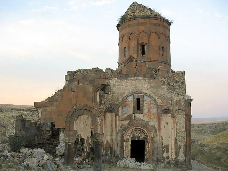 la cité abandonnée de Ani, la ville aux mille et une églises la cite abandonnee de Ani la ville aux mille et une eglises turquie armenie 20 la-cite-abandonnee-de-Ani-la-ville-aux-mille-et-une-eglises-turquie-armenie-20