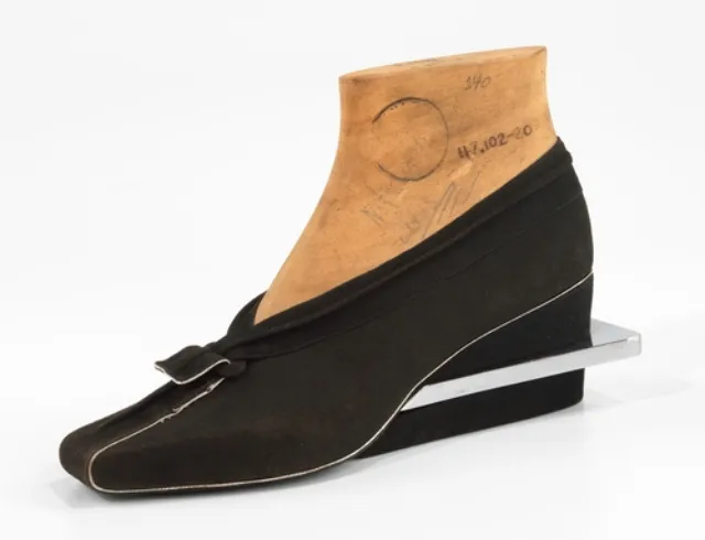 Les fantastiques chaussures pour femme de Steven Arpad de 1939 les fantastiques chaussures pour femme de Steven Arpad de 1939 17 les-fantastiques-chaussures-pour-femme-de-Steven-Arpad-de-1939