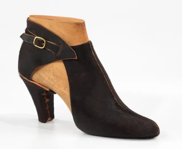 Les fantastiques chaussures pour femme de Steven Arpad de 1939 les fantastiques chaussures pour femme de Steven Arpad de 1939 18 les-fantastiques-chaussures-pour-femme-de-Steven-Arpad-de-1939