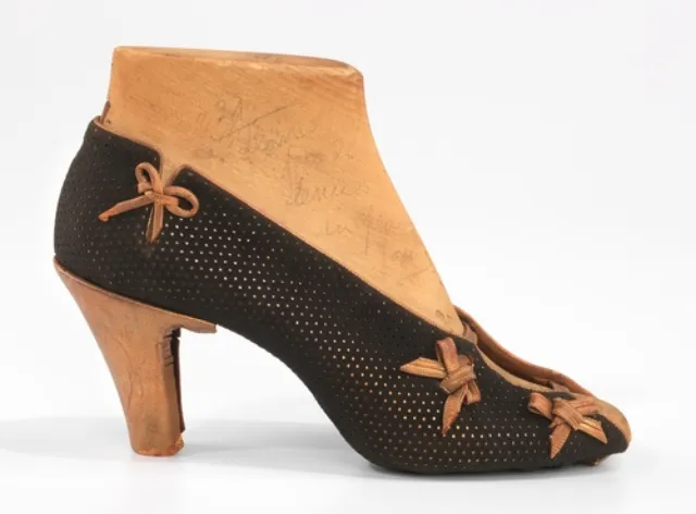 Les fantastiques chaussures pour femme de Steven Arpad de 1939 les fantastiques chaussures pour femme de Steven Arpad de 1939 20 les-fantastiques-chaussures-pour-femme-de-Steven-Arpad-de-1939