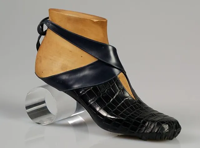 Les fantastiques chaussures pour femme de Steven Arpad de 1939 les fantastiques chaussures pour femme de Steven Arpad de 1939 27 les-fantastiques-chaussures-pour-femme-de-Steven-Arpad-de-1939