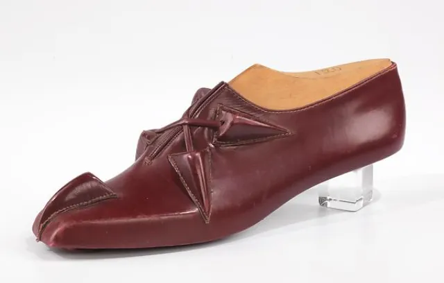 Les fantastiques chaussures pour femme de Steven Arpad de 1939 les fantastiques chaussures pour femme de Steven Arpad de 1939 30 les-fantastiques-chaussures-pour-femme-de-Steven-Arpad-de-1939
