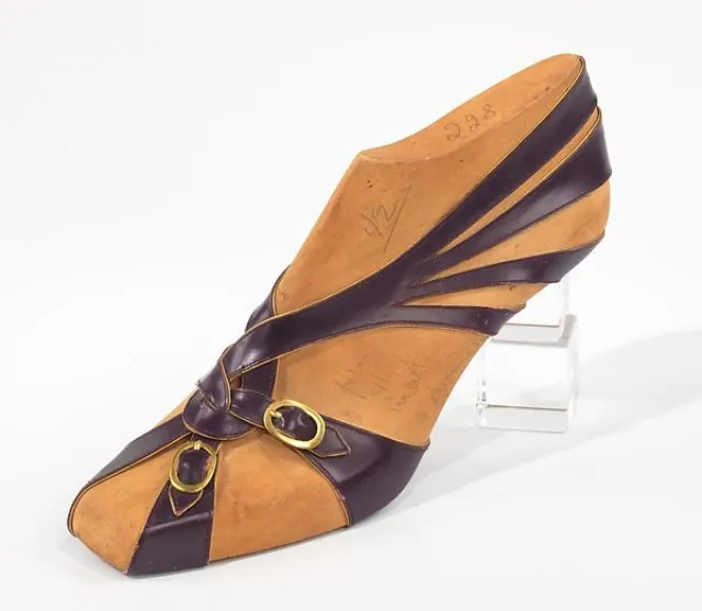Les fantastiques chaussures pour femme de Steven Arpad de 1939 les fantastiques chaussures pour femme de Steven Arpad de 1939 32 les-fantastiques-chaussures-pour-femme-de-Steven-Arpad-de-1939
