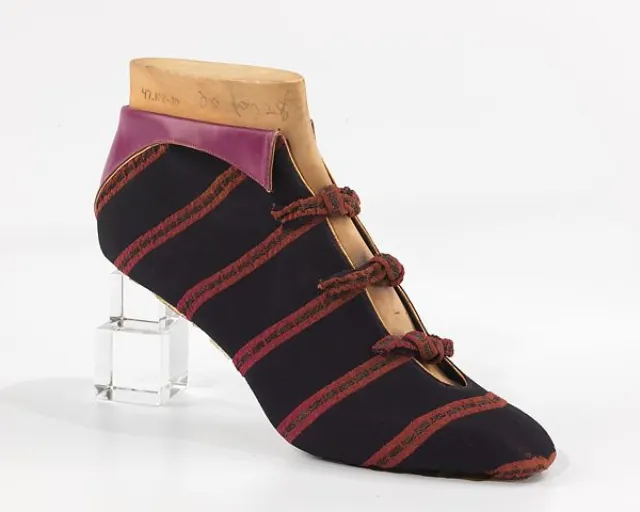 Les fantastiques chaussures pour femme de Steven Arpad de 1939 les fantastiques chaussures pour femme de Steven Arpad de 1939 33 les-fantastiques-chaussures-pour-femme-de-Steven-Arpad-de-1939