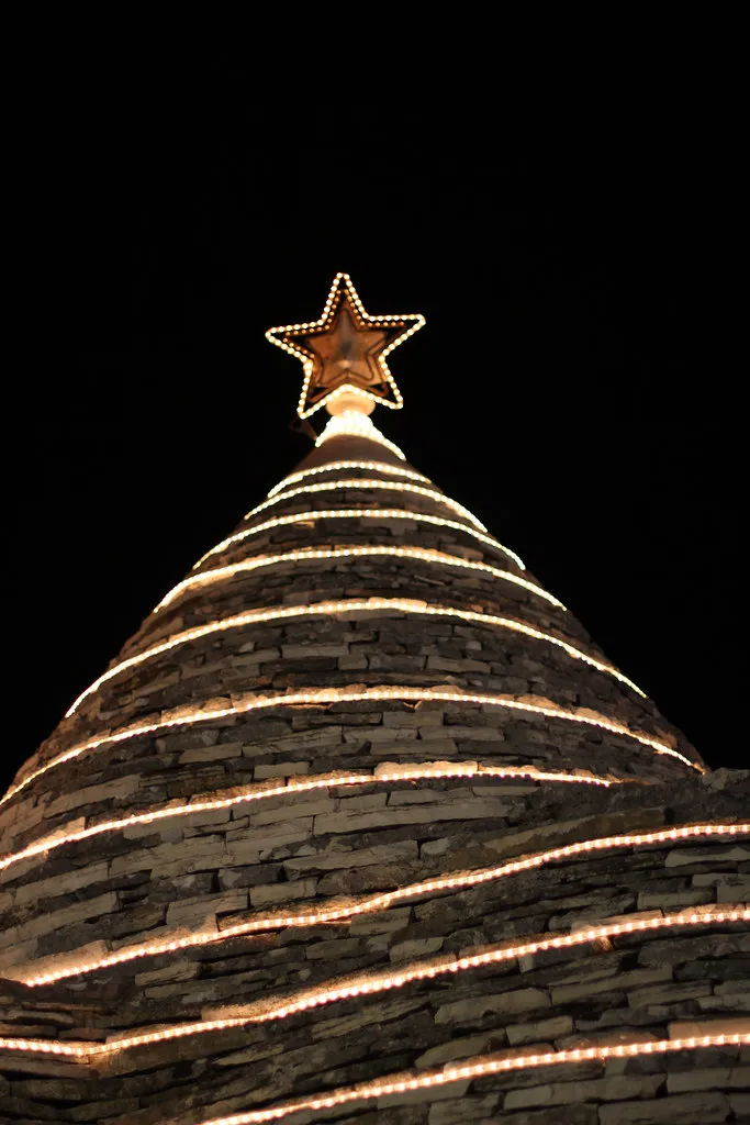 Alberobello et ses trulli, village de conte de fée d'Italie Alberobello et ses trulli village de conte de fee d Italie pouilles 13 Alberobello-et-ses-trulli-village-de-conte-de-fee-d-Italie-pouilles-13