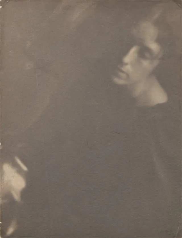 49 magnifiques portraits de femmes par Clarence Hudson White Les magnifiques portraits de Clarence Hudson White portrait de femme noir et blanc 1 Les-magnifiques-portraits-de-Clarence-Hudson-White-portrait-de-femme-noir-et-blanc