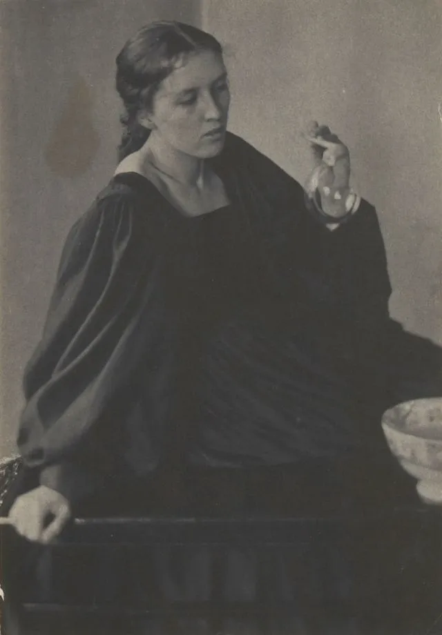 49 magnifiques portraits de femmes par Clarence Hudson White Les magnifiques portraits de Clarence Hudson White portrait de femme noir et blanc 10 Les-magnifiques-portraits-de-Clarence-Hudson-White-portrait-de-femme-noir-et-blanc