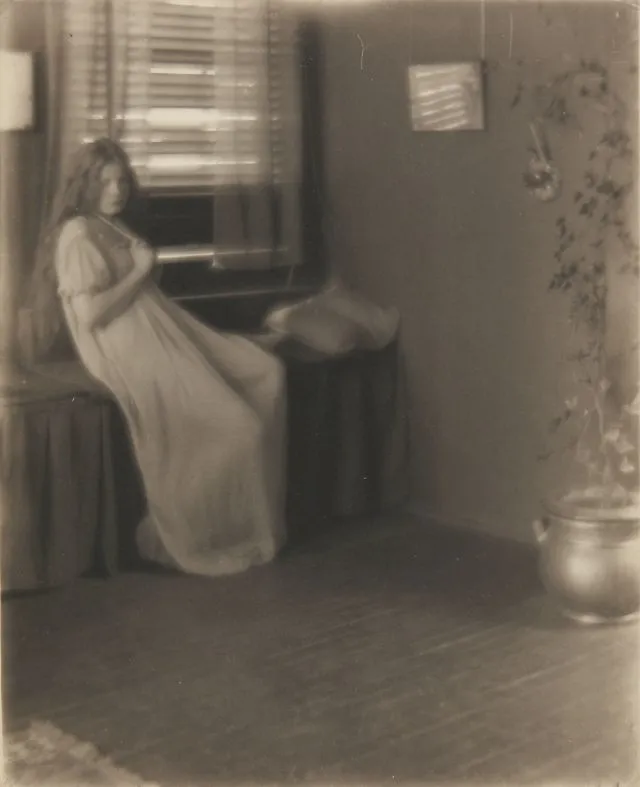 49 magnifiques portraits de femmes par Clarence Hudson White Les magnifiques portraits de Clarence Hudson White portrait de femme noir et blanc 35 Les-magnifiques-portraits-de-Clarence-Hudson-White-portrait-de-femme-noir-et-blanc