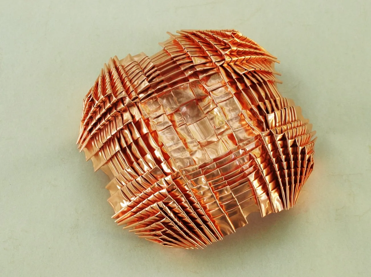 Les origamis en tessellation de Goran Konjevod Les origamis en tessellation de Goran Konjevod pliage papier mathematique 3D 10 Les-origamis-en-tessellation-de-Goran-Konjevod-pliage-papier-mathematique-3D