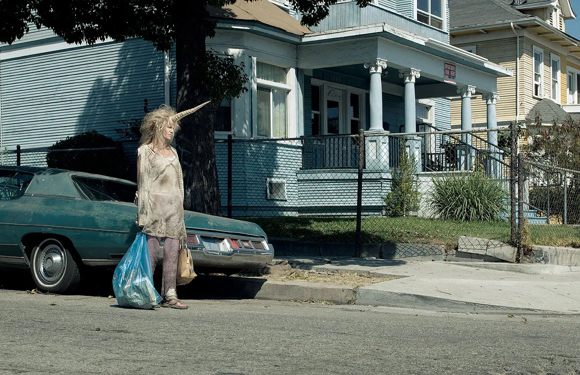 Urban legends - des sdf licornes par Jean Yves Lemoigne Urban legends des sdf licornes par Jean Yves Lemoigne 4 Urban-legends-des-sdf-licornes-par-Jean-Yves-Lemoigne