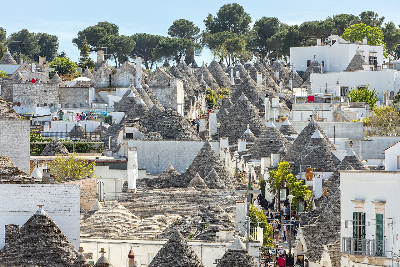 Trulli d’Alberobello dans le Rione Monti dans les Pouilles Trulli d’Alberobello dans le Rione Monti dans les Pouilles