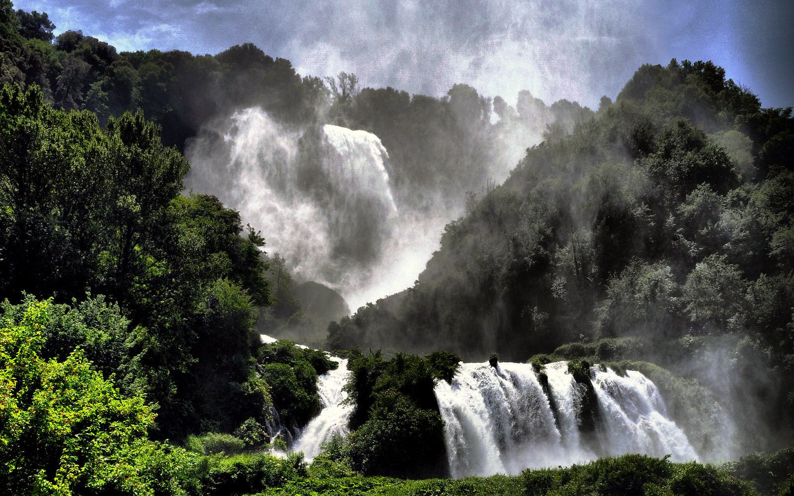 cascata delle marmore cascade italie cascata delle marmore cascade italie