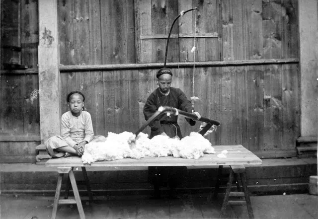 28 clichés de la vie en Chine à la fin du 19ème siècle et au début du 20ème siècle 28 cliches de la vie en Chine a la fin du 19eme siecle et au debut du 20eme siecle william charles white 24 28-cliches-de-la-vie-en-Chine-a-la-fin-du-19eme-siecle-et-au-debut-du-20eme-siecle-william-charles-white