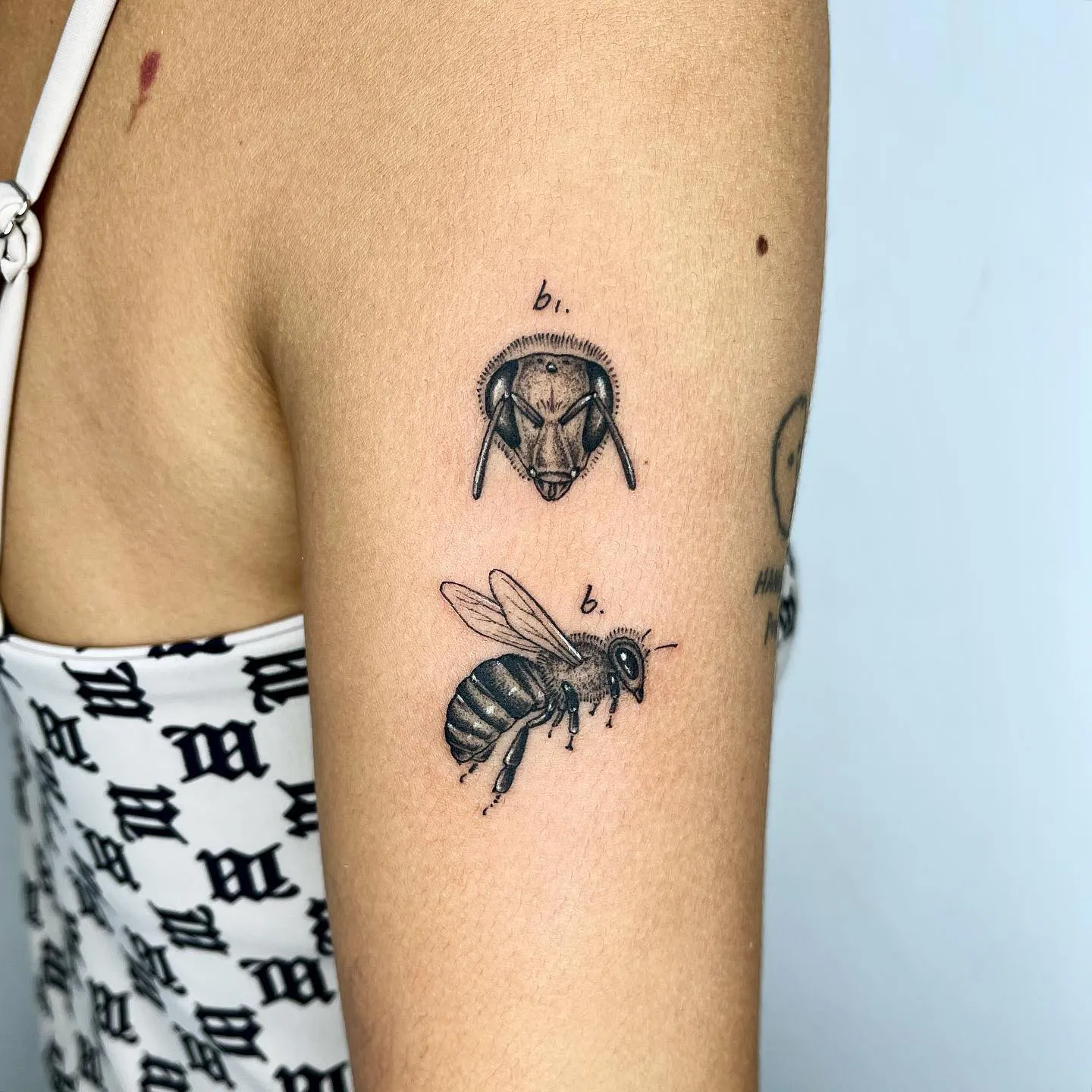 De nouveaux tatouages scientifiques et bizarres par Michele Volpi De nouveaux tatouages scientifiques et bizarres par Michele Volpi 10 De-nouveaux-tatouages-scientifiques-et-bizarres-par-Michele-Volpi