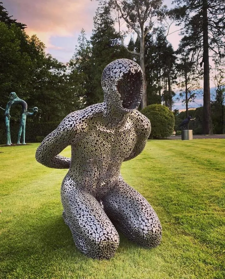 De nouvelles sculptures de personnages en chaines de vélo par Young-Deok Seo De nouvelles sculptures de personnages en chaines de velo par Young Deok Seo 4 De-nouvelles-sculptures-de-personnages-en-chaines-de-velo-par-Young-Deok-Seo