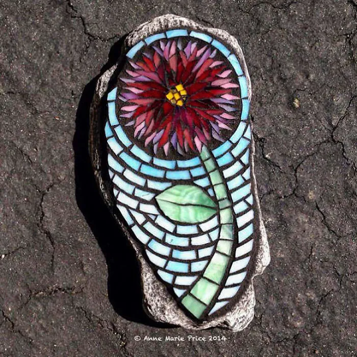 Des mosaïques sur des surfs et autres supports Des mosaiques sur des surfs et autres supports 13 Des-mosaiques-sur-des-surfs-et-autres-supports