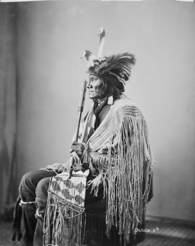 Des portraits de chefs indiens et autres par Alexander Gardner dans les années 1860 Des portraits de chefs indiens et autres par Alexander Gardner dans les annees 1860 15 Des-portraits-de-chefs-indiens-et-autres-par-Alexander-Gardner-dans-les-annees-1860-15